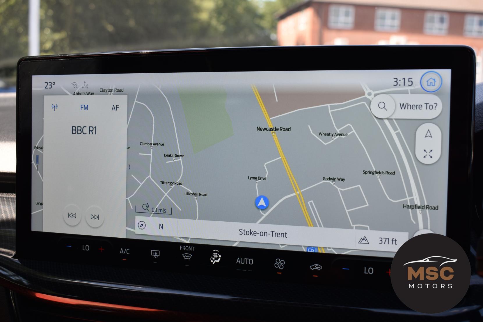 Ford Focus view 49