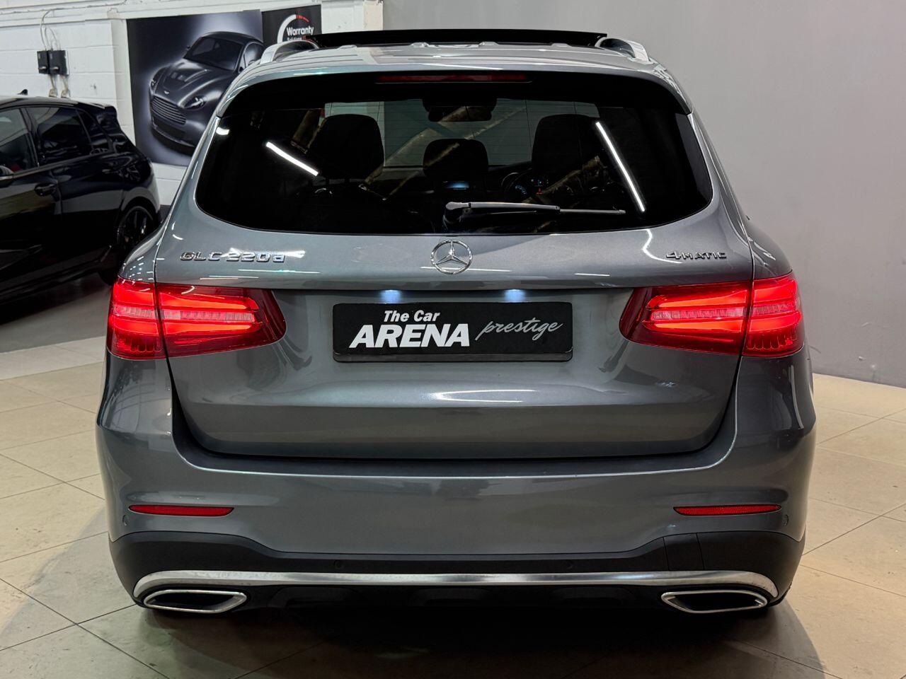 Mercedes-Benz GLC view 12