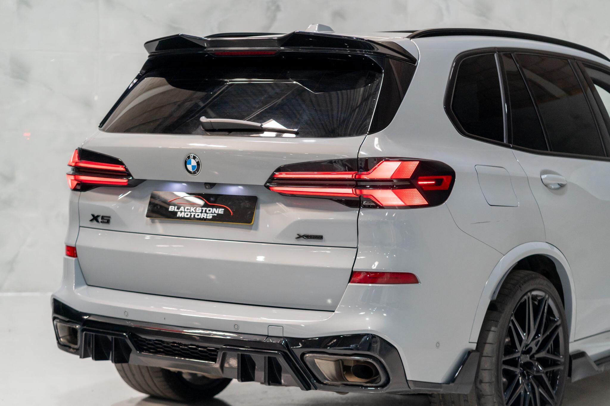 BMW X5 view 45
