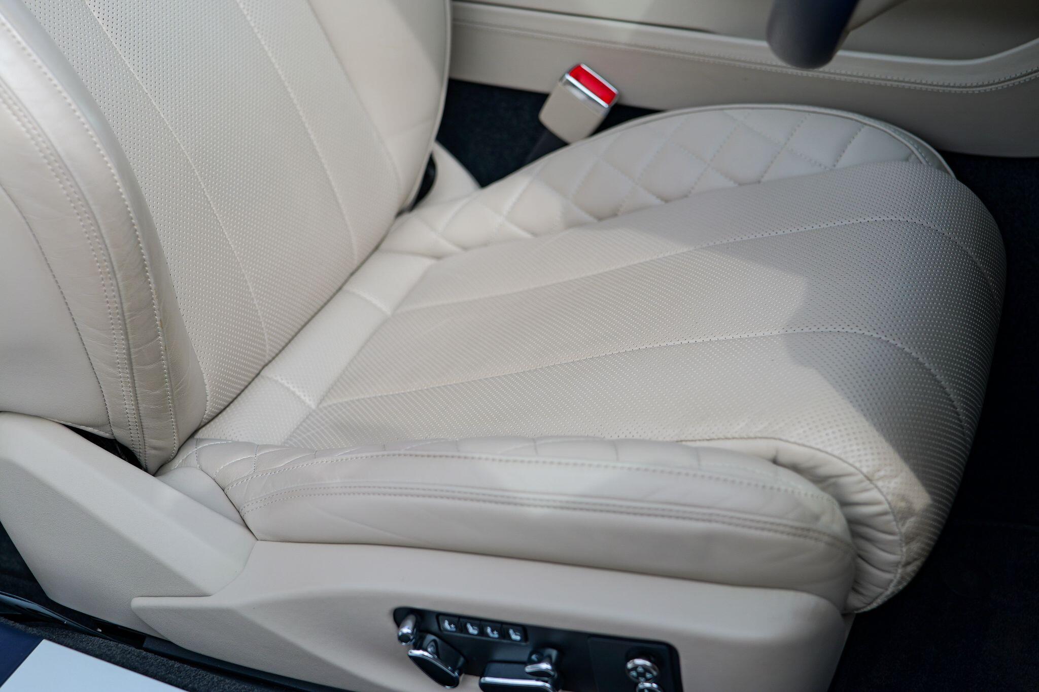 Bentley Continental view 24