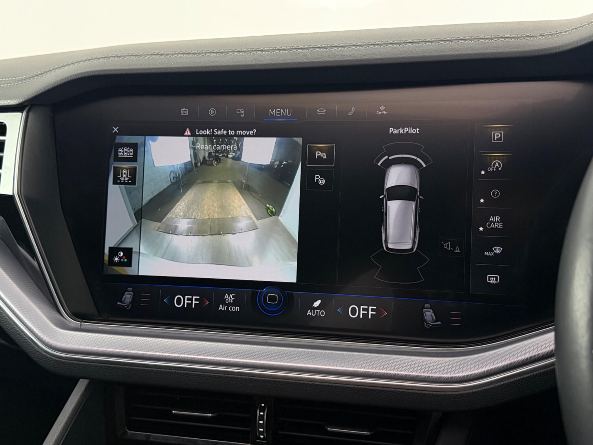 Volkswagen Touareg view 33
