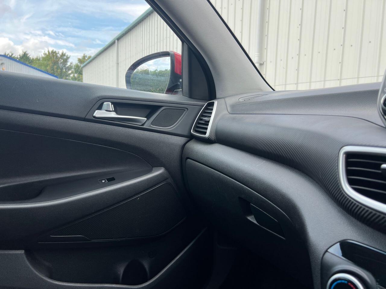 Hyundai Tucson view 16