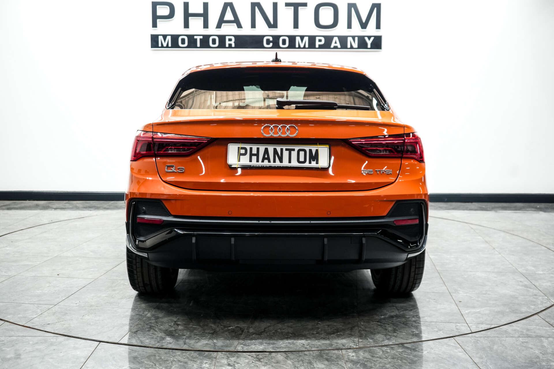 Audi Q3 view 4