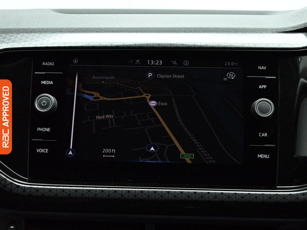 Volkswagen T-Cross view 3