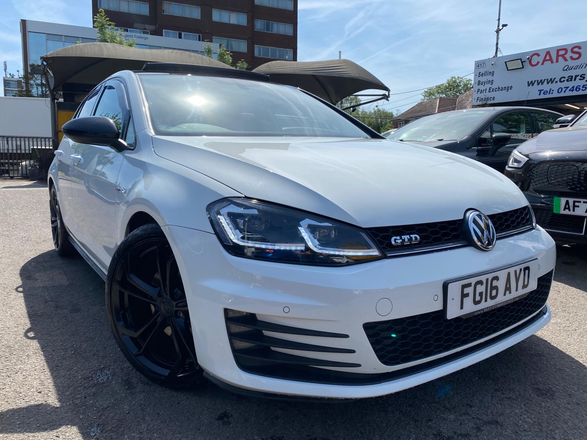Volkswagen Golf main image