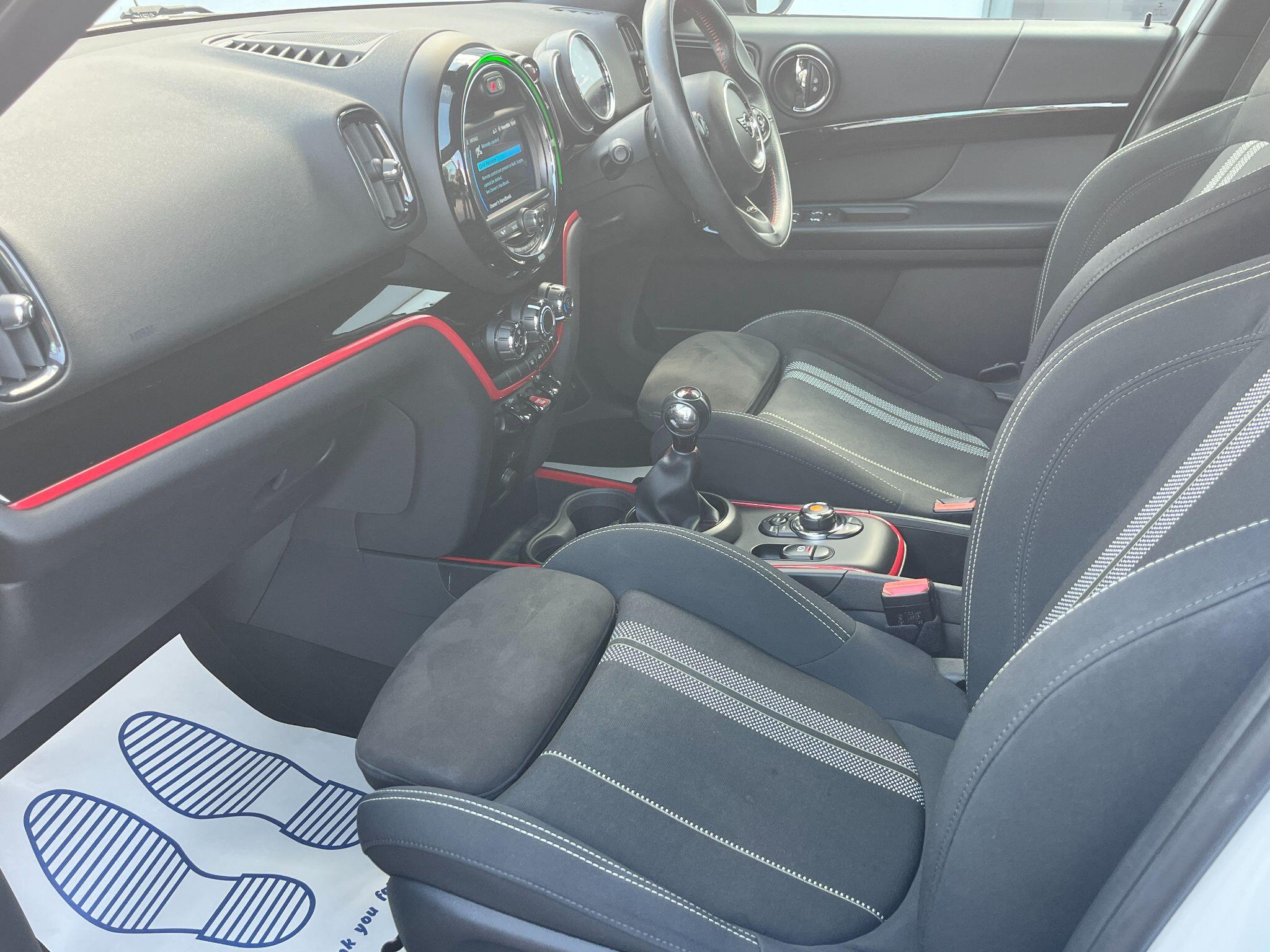 Mini Countryman view 20