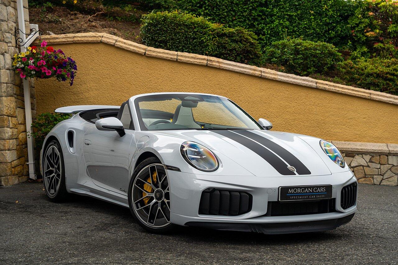 Porsche 911 view 29