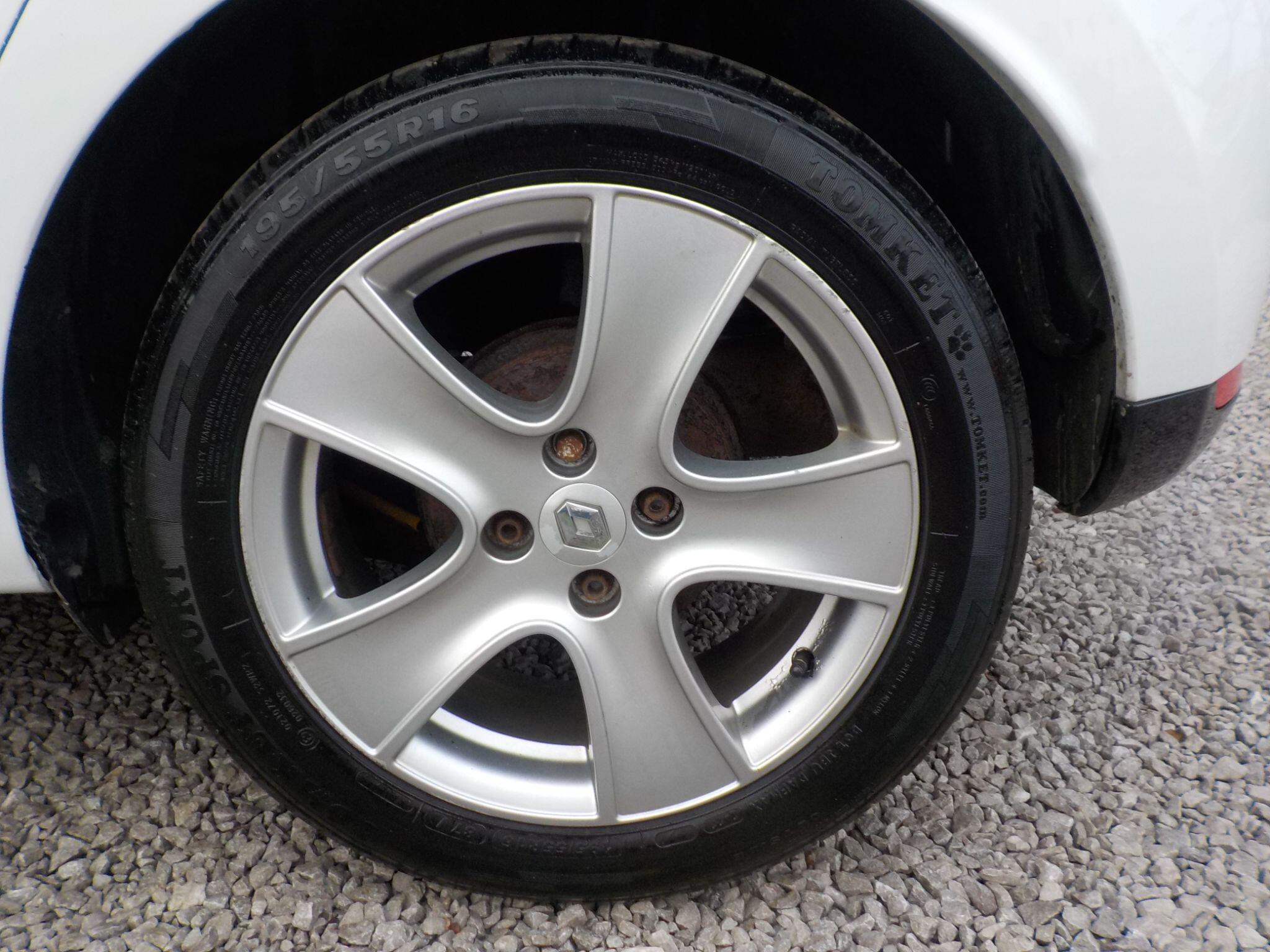 Renault Clio 1.2 16V Dynamique Nav Euro 6 5dr