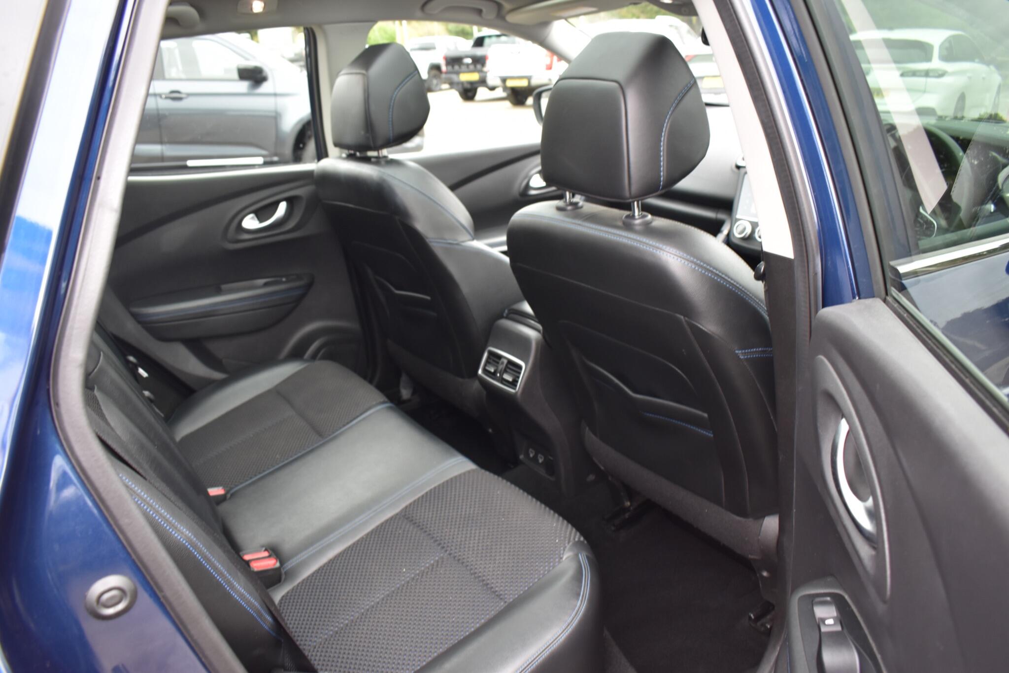 Kadjar - 1.3 TCe S Edition Euro 6 (s/s) 5dr - Image 13