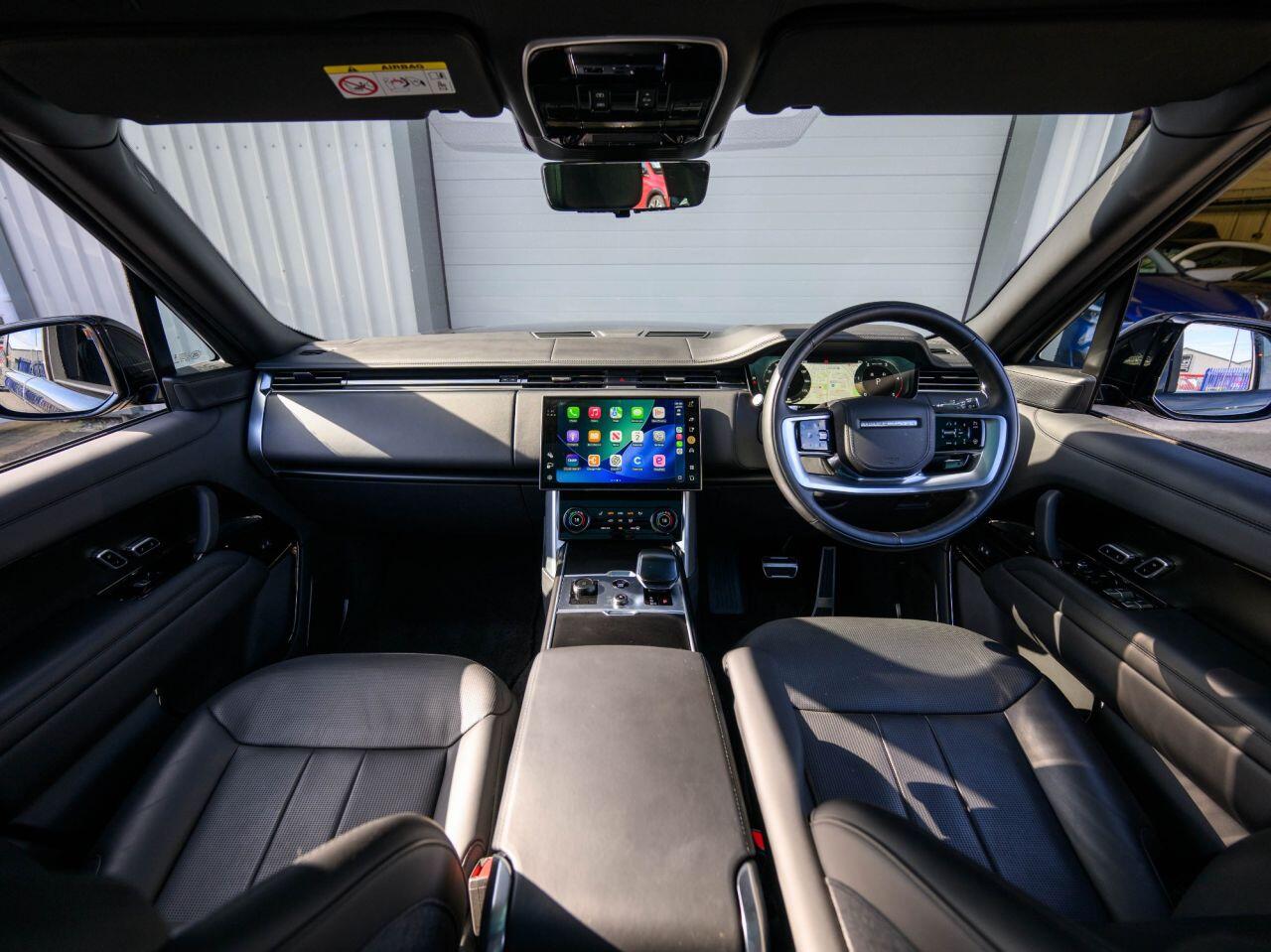 Land Rover Range Rover view 3