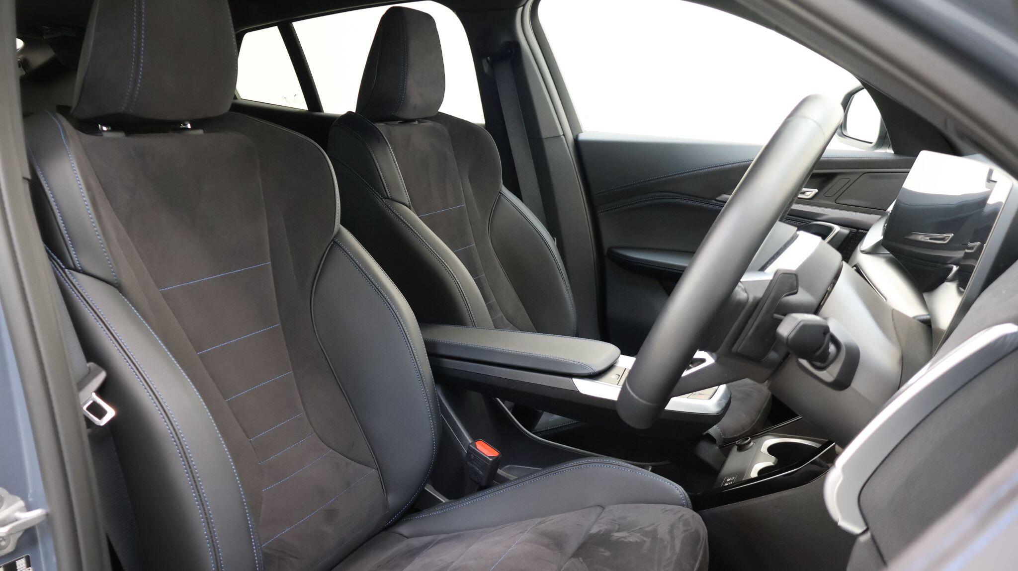 BMW X2 view 24