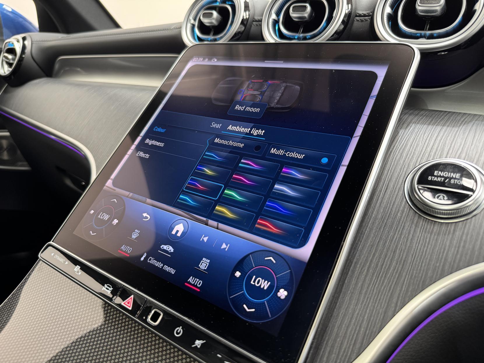 Mercedes-Benz GLC view 32