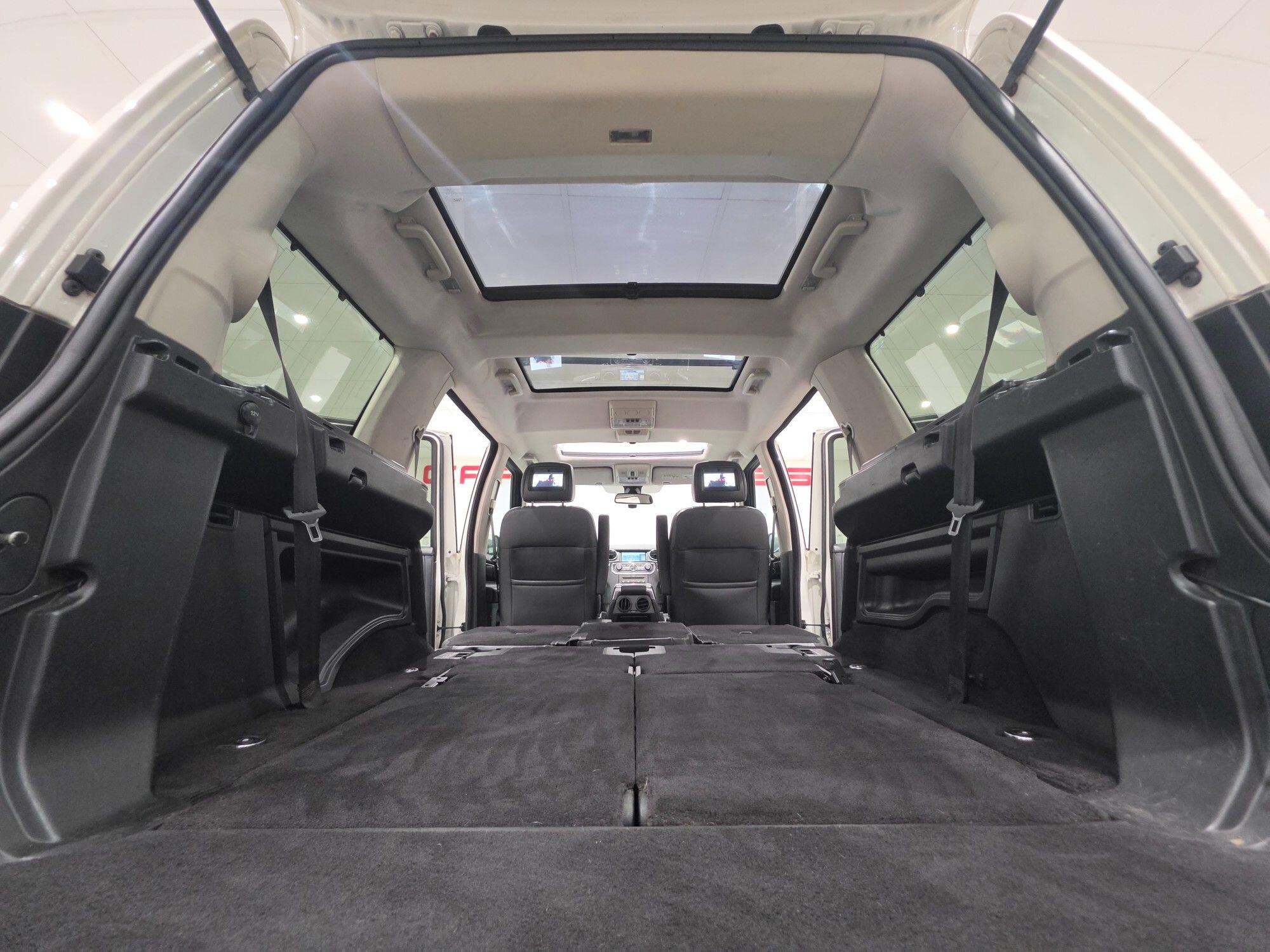 Land Rover Discovery view 51
