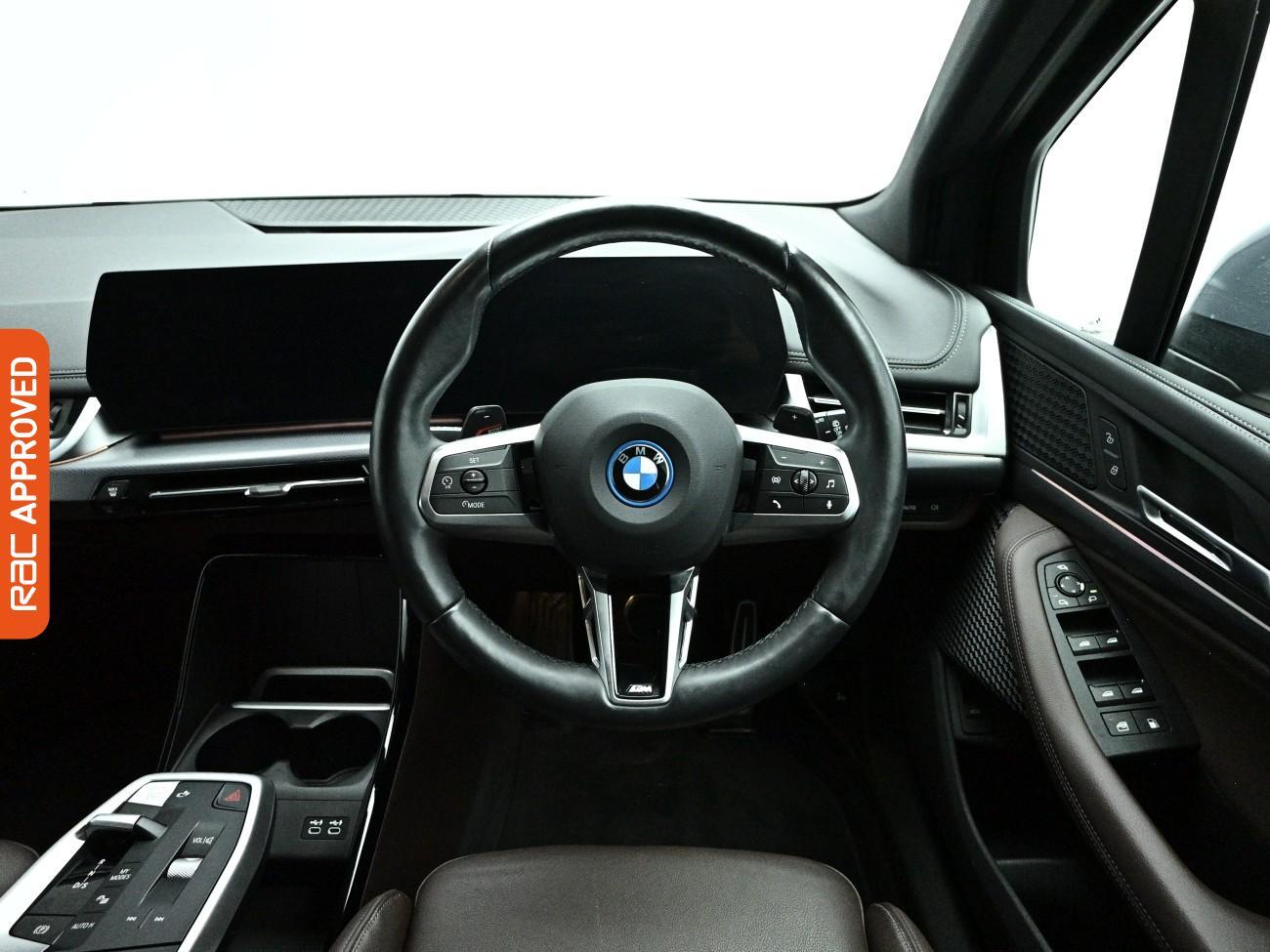 BMW 2 Series view 10
