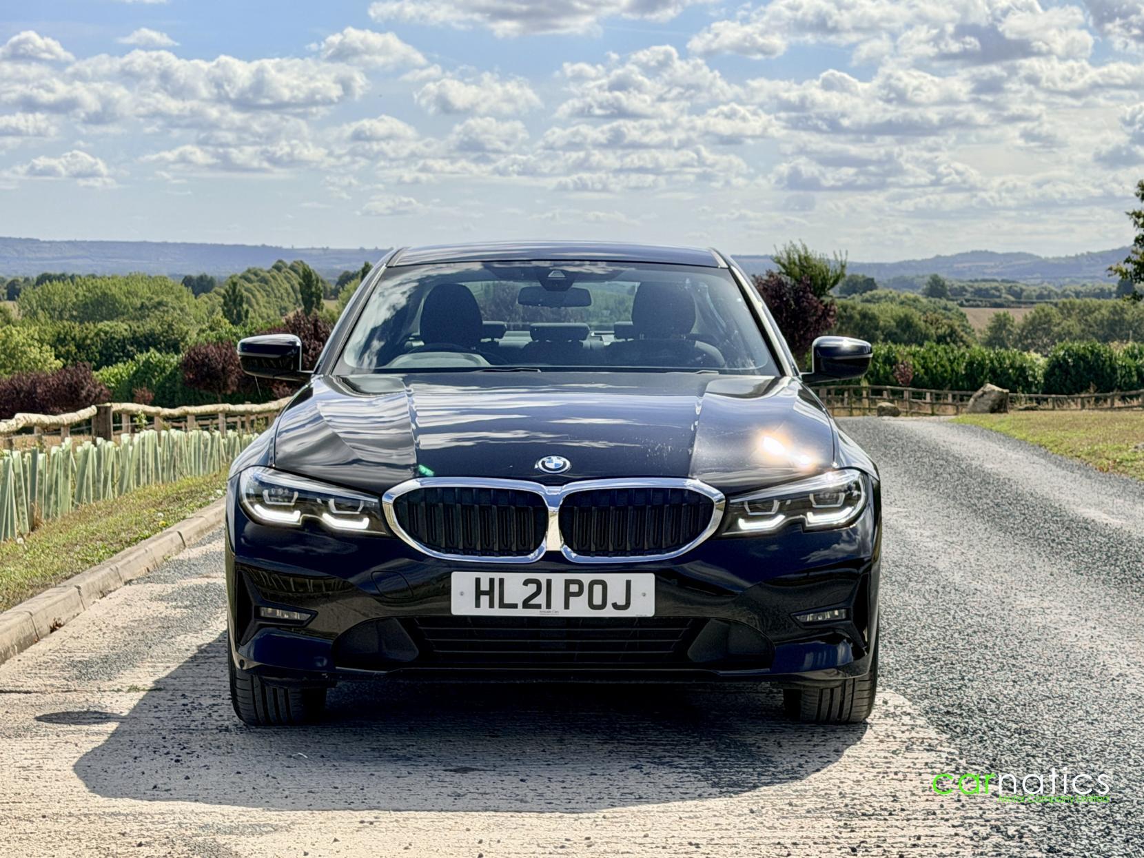 BMW 3 Series view 9