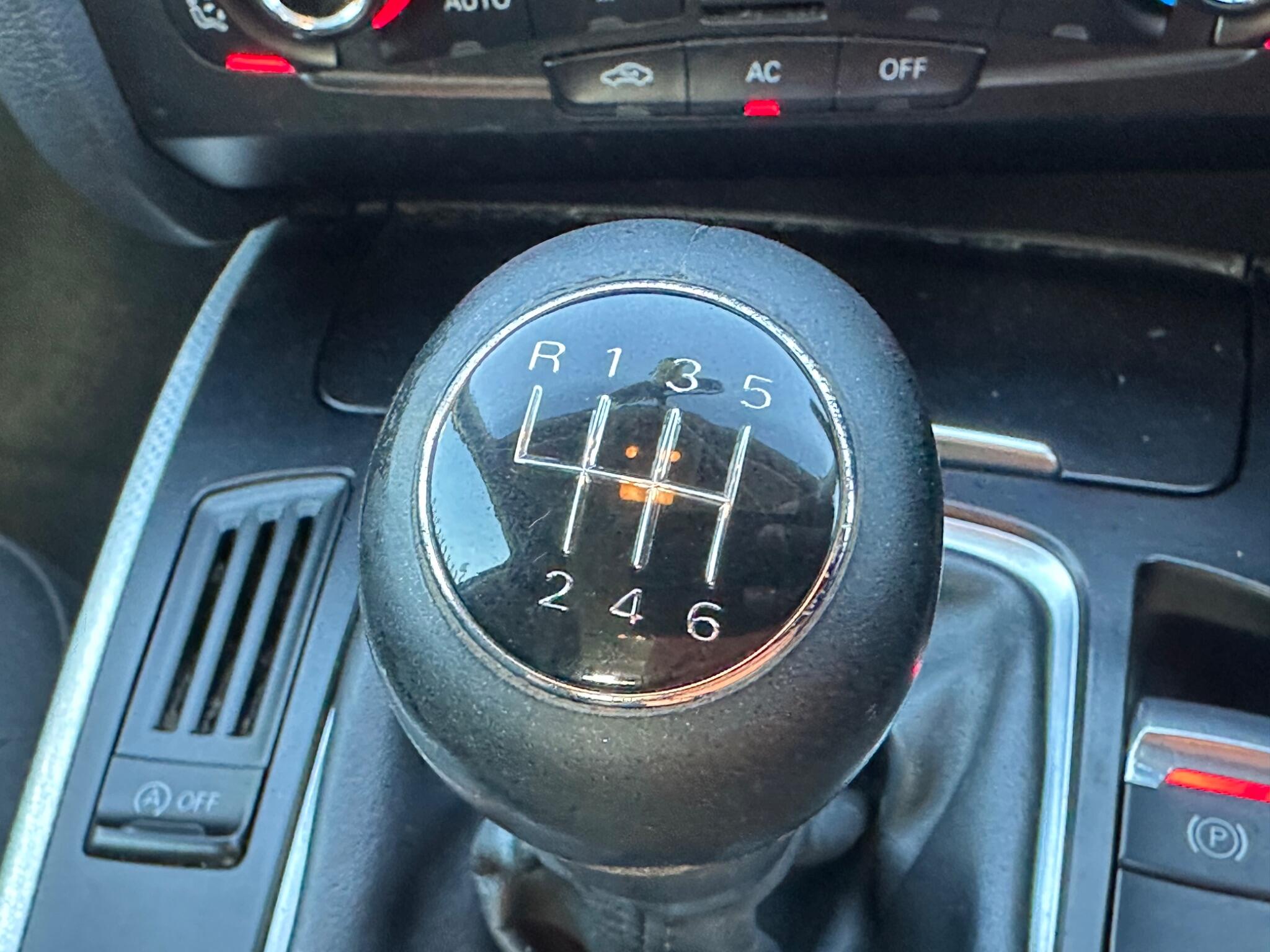 Audi A4 Avant view 40
