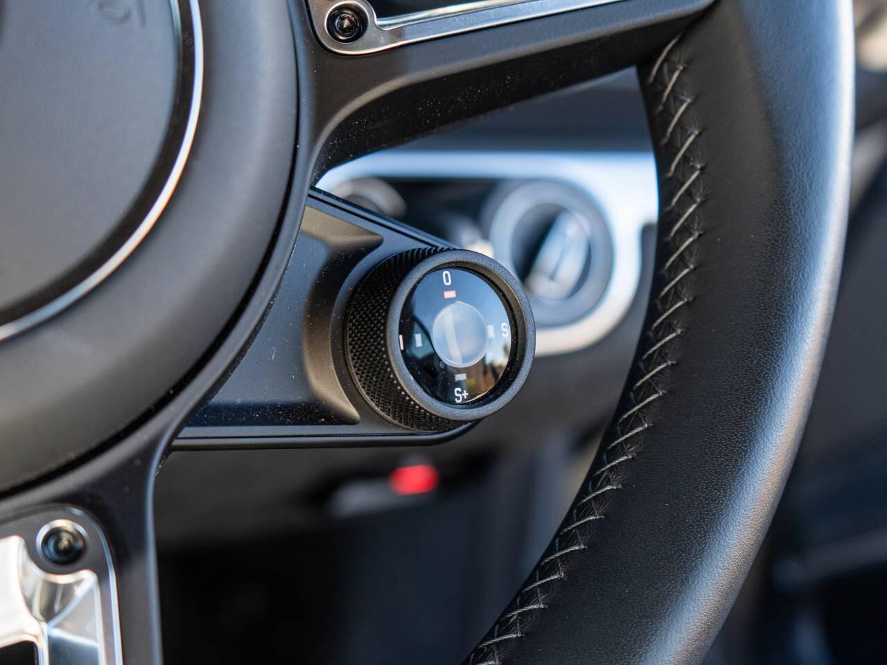 Porsche Cayman view 19