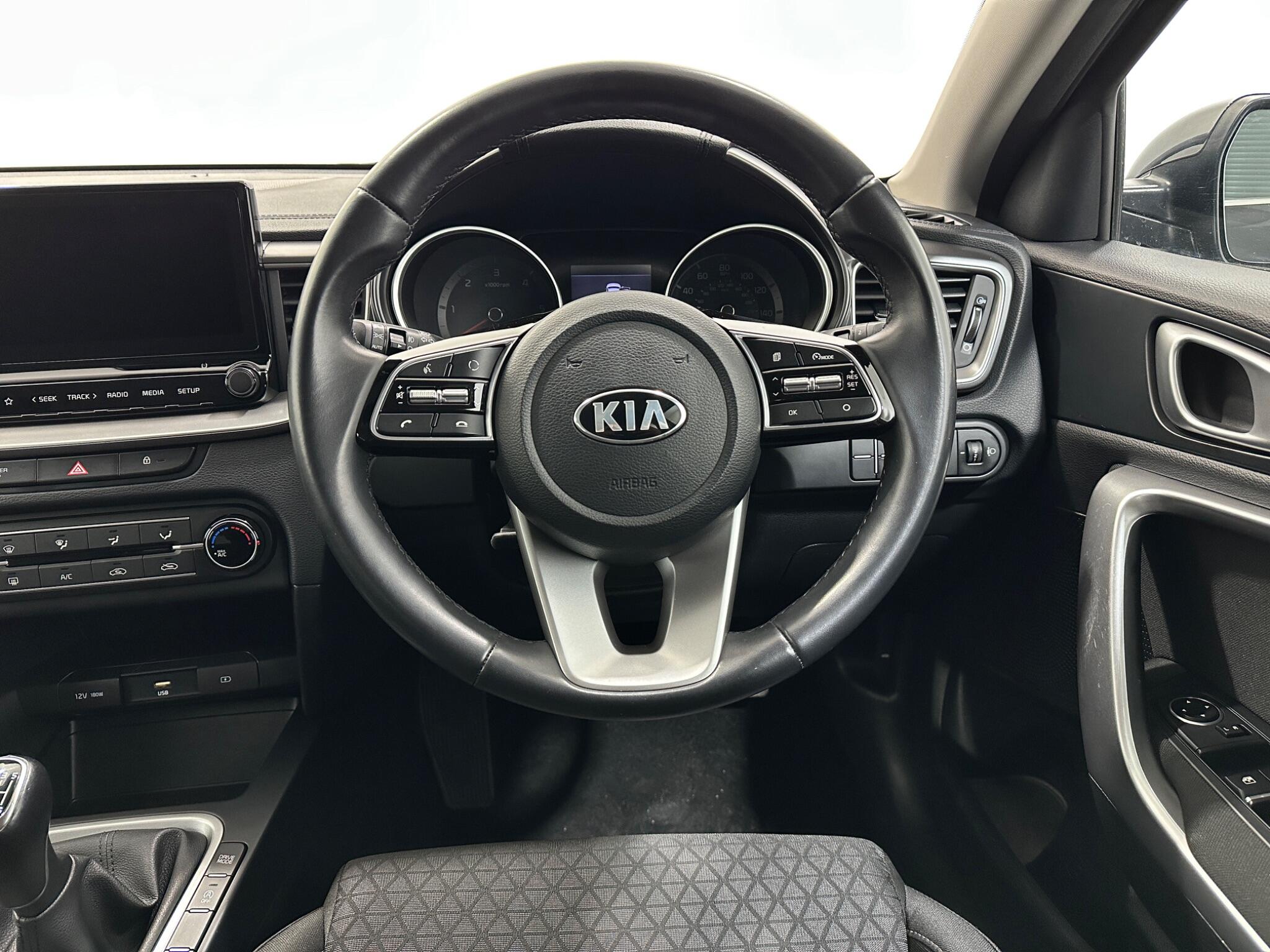 Kia Ceed view 13