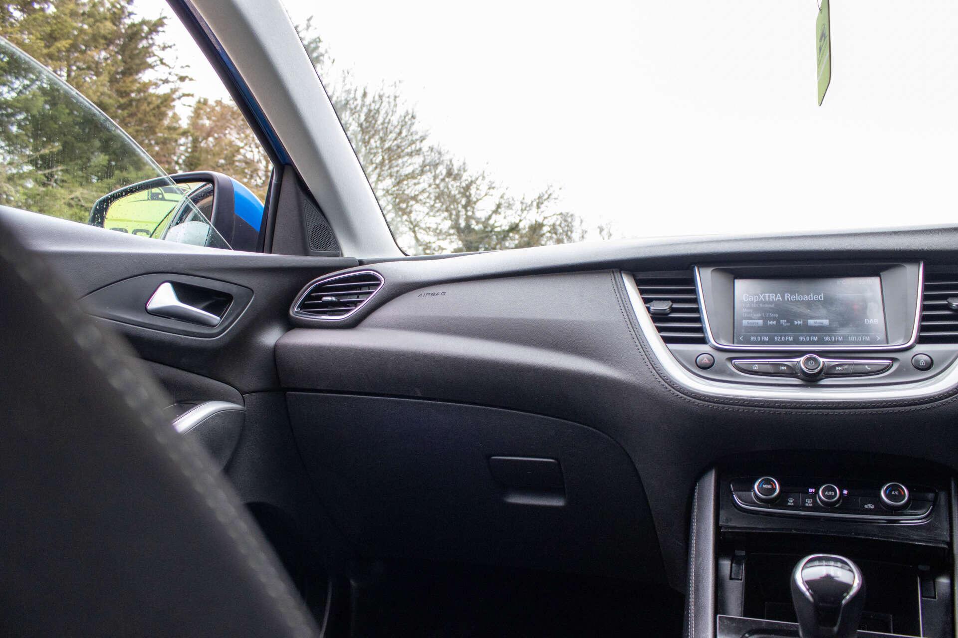 Vauxhall Grandland X view 16