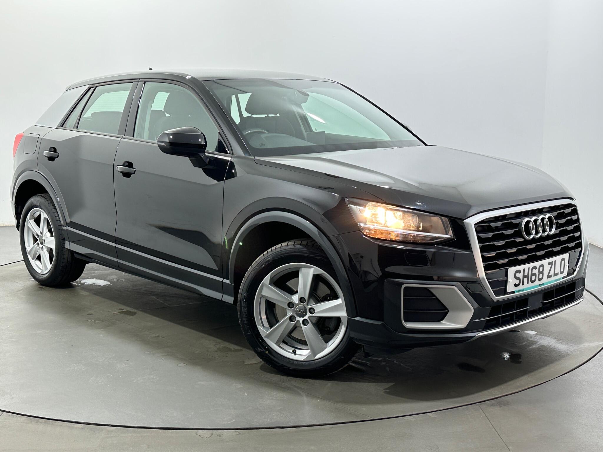 Audi Q2 view 55