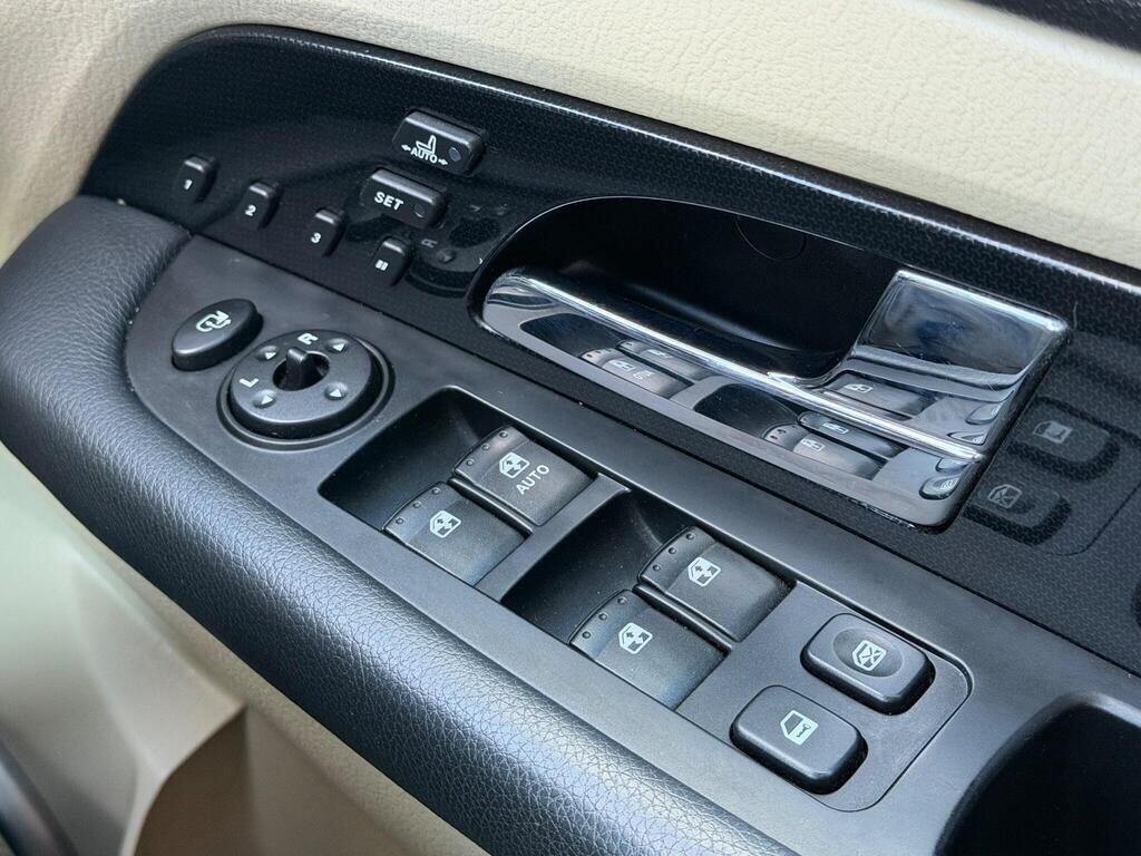 KGM Rexton view 45