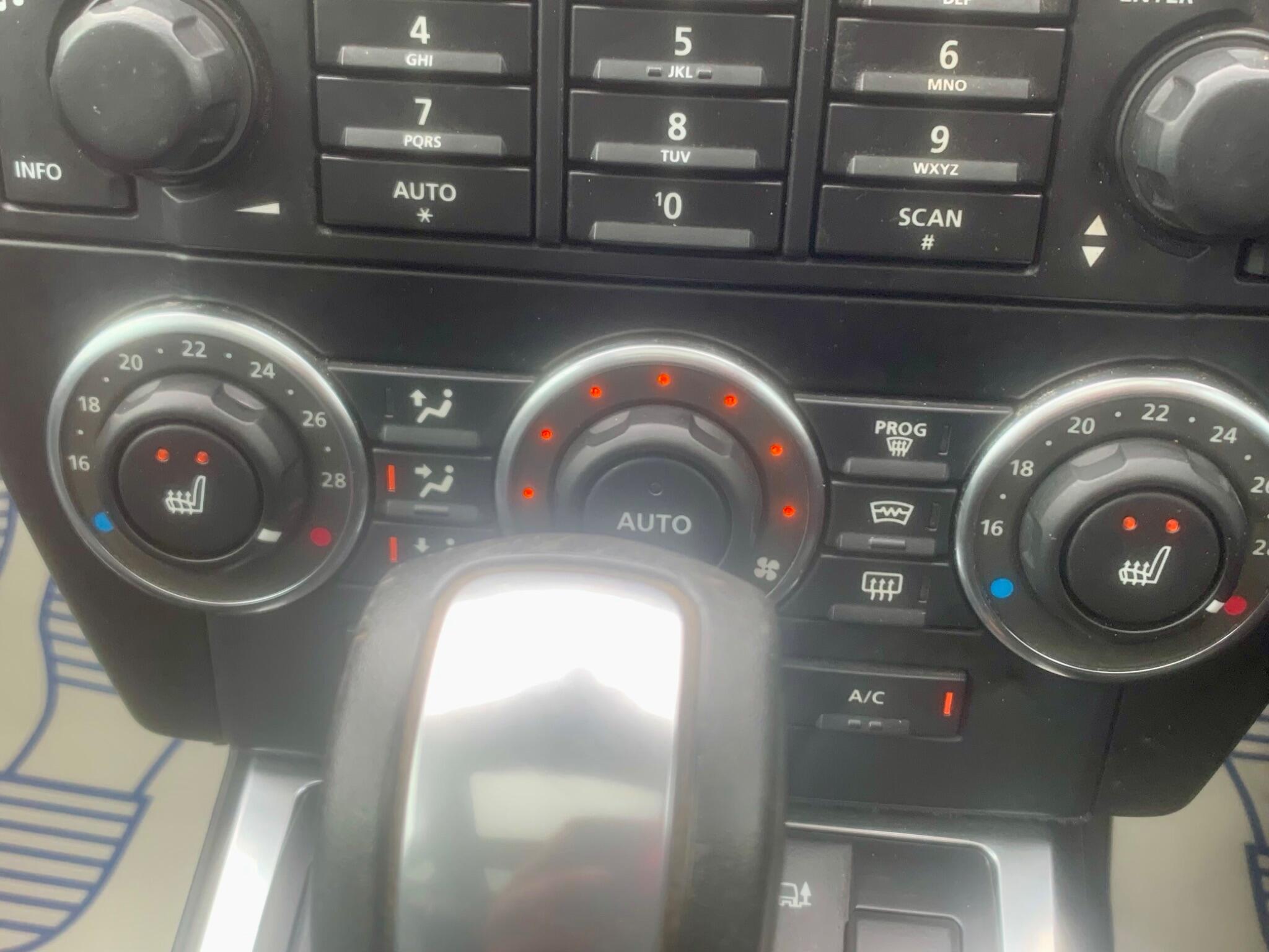 Land Rover Freelander 2 view 37