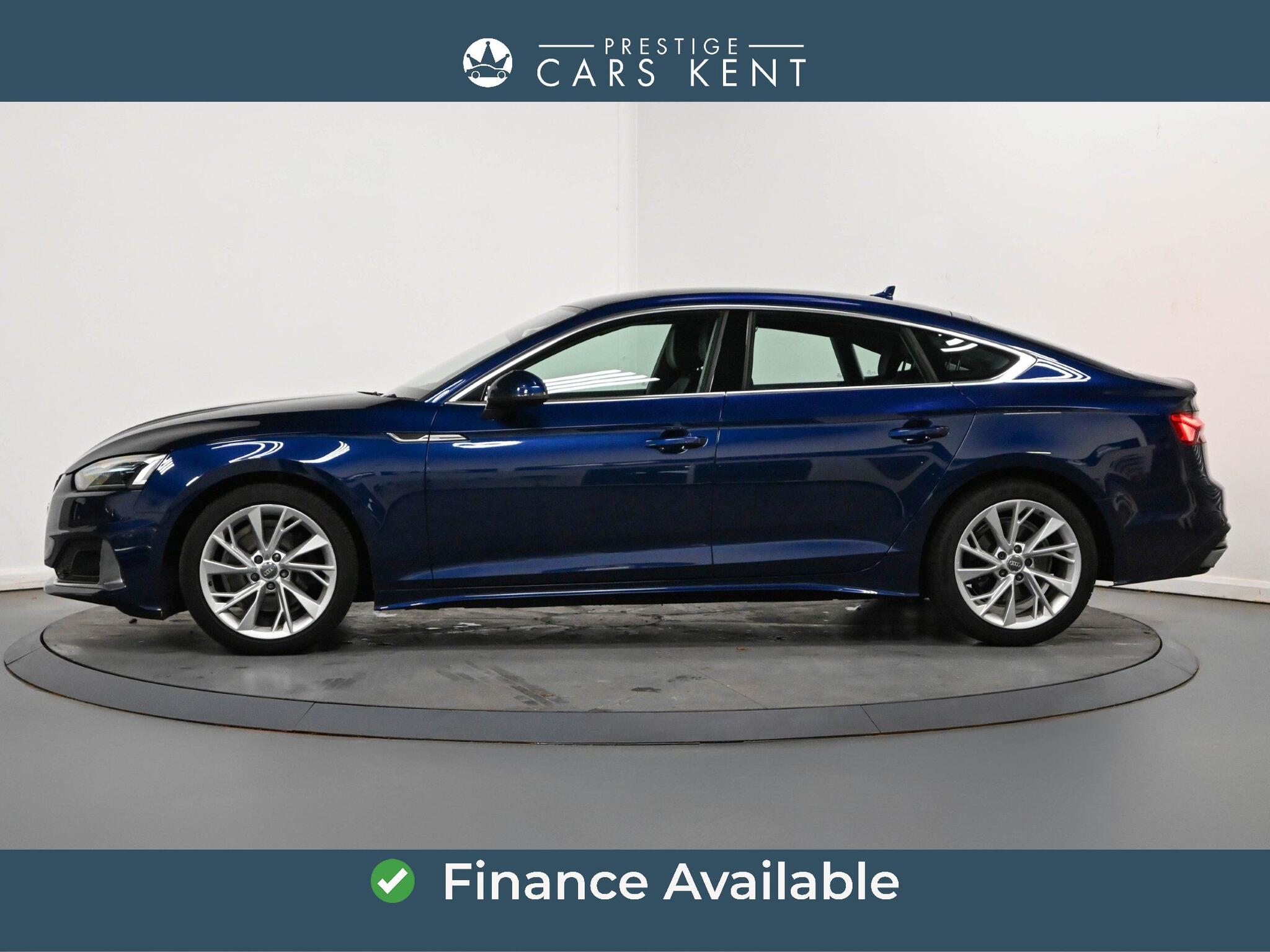 Audi A5 view 4