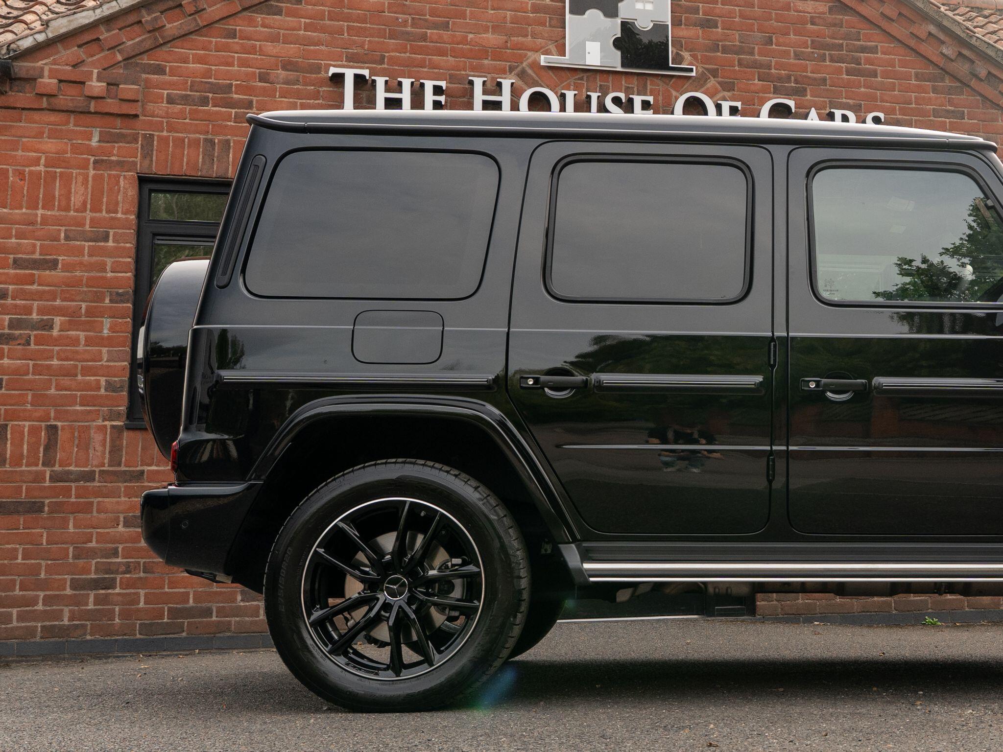 Mercedes-Benz G Class view 28