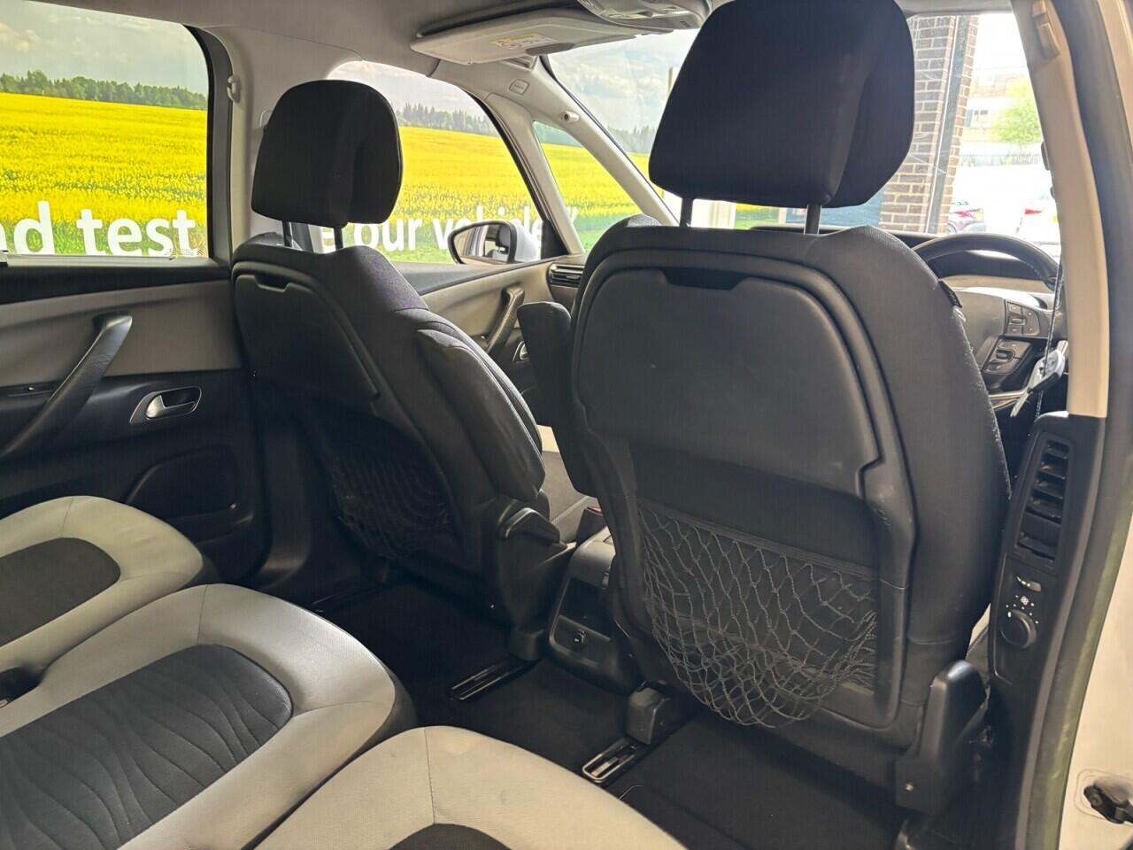 Citroen Grand C4 Picasso view 19