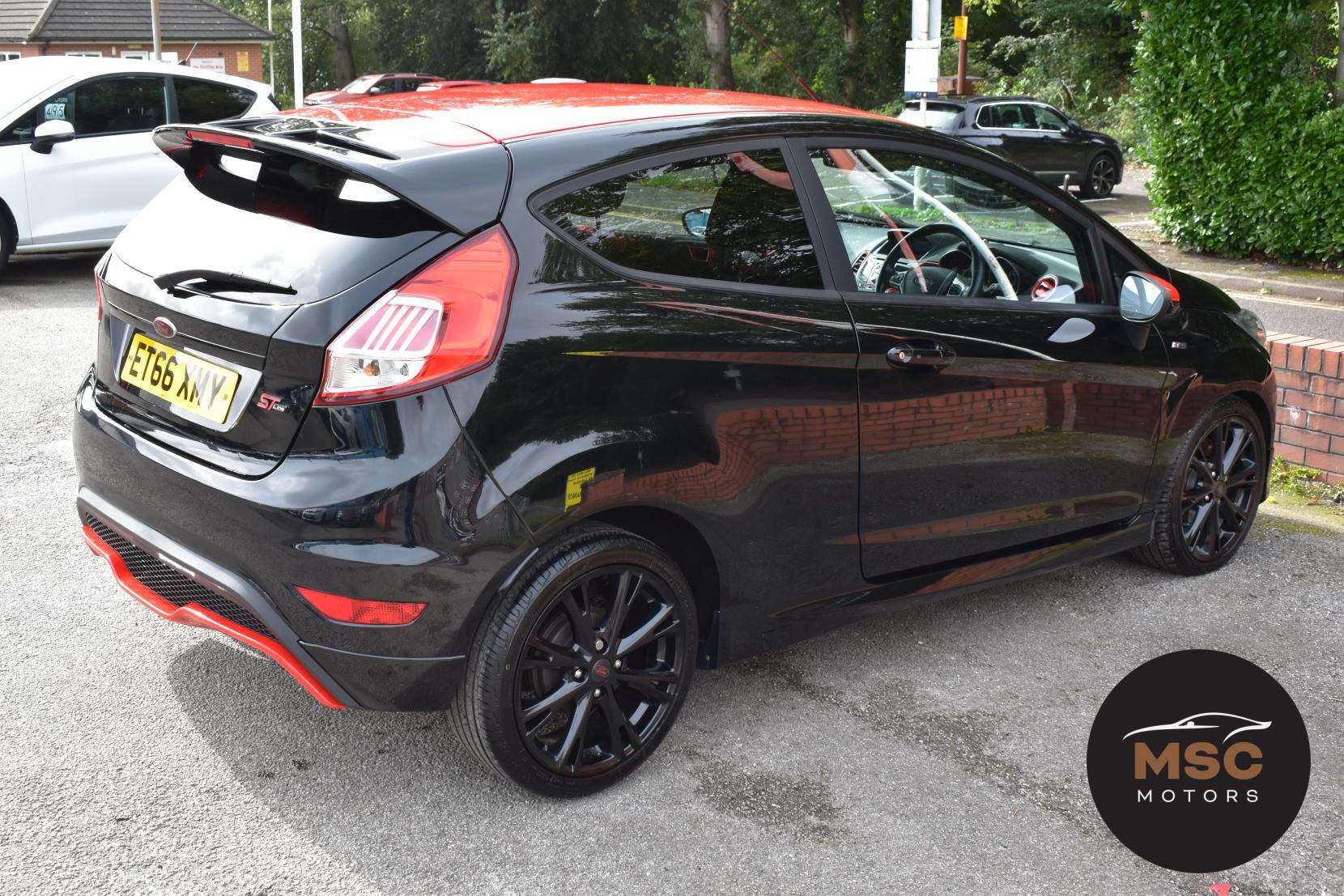 Ford Fiesta view 17