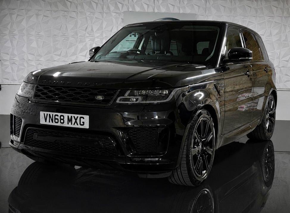 Land Rover Range Rover Sport view 3