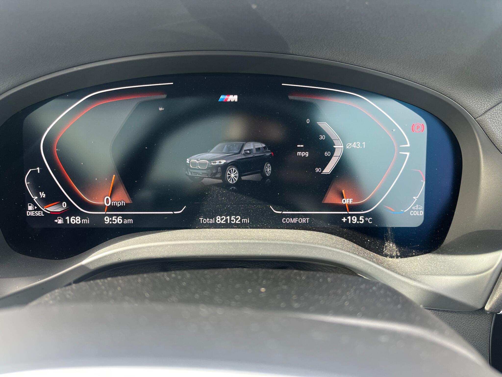 BMW X3 view 13