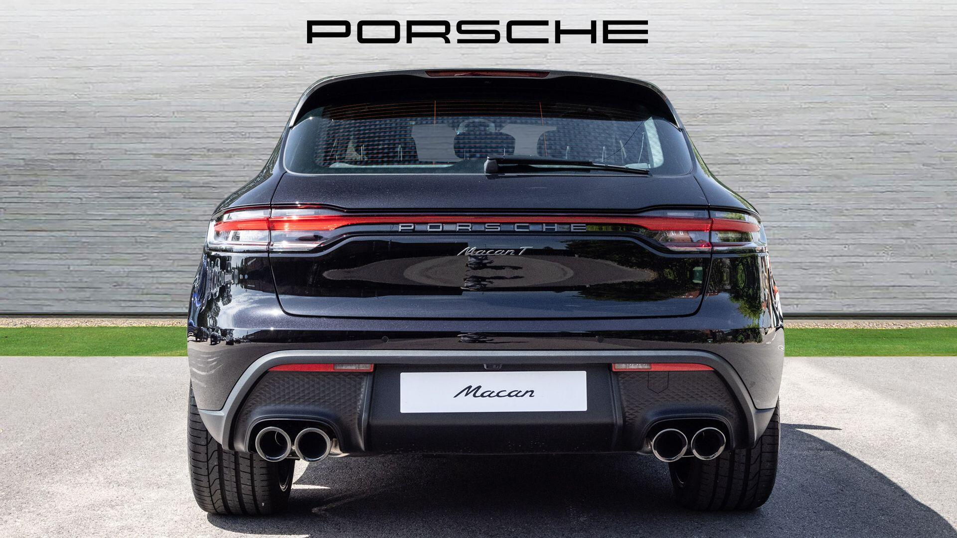 Porsche Macan view 6