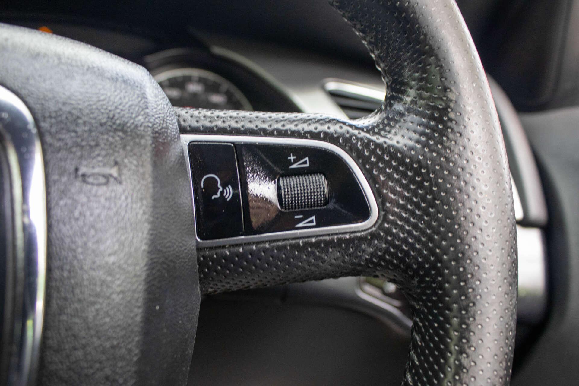 Audi A4 view 20