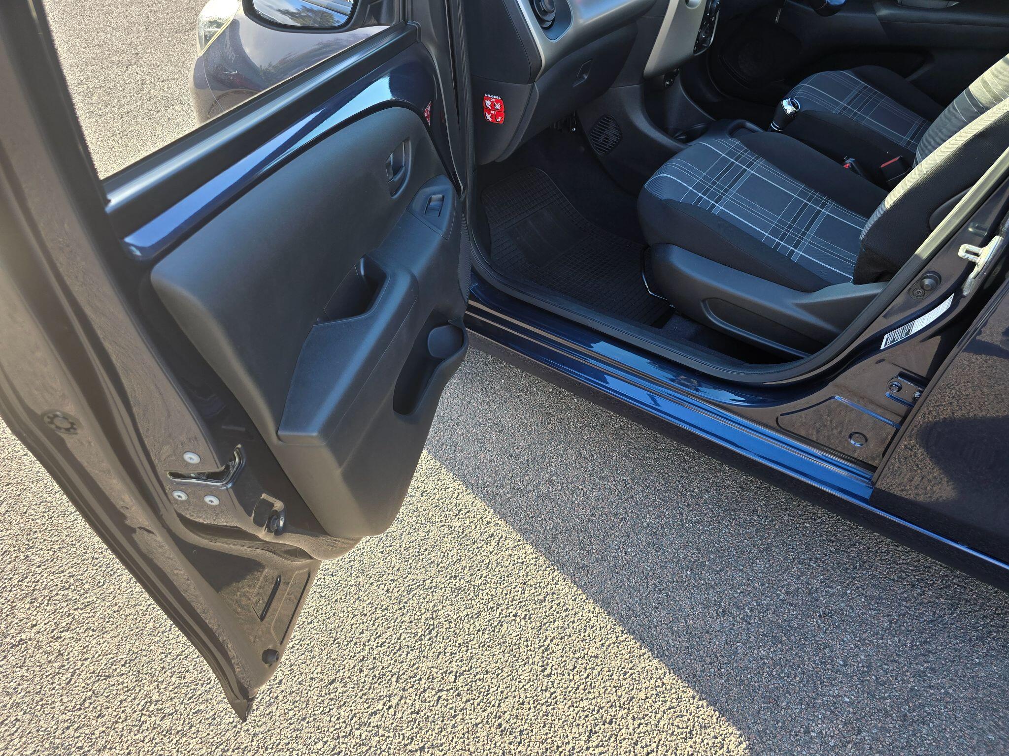 Peugeot 108 view 41