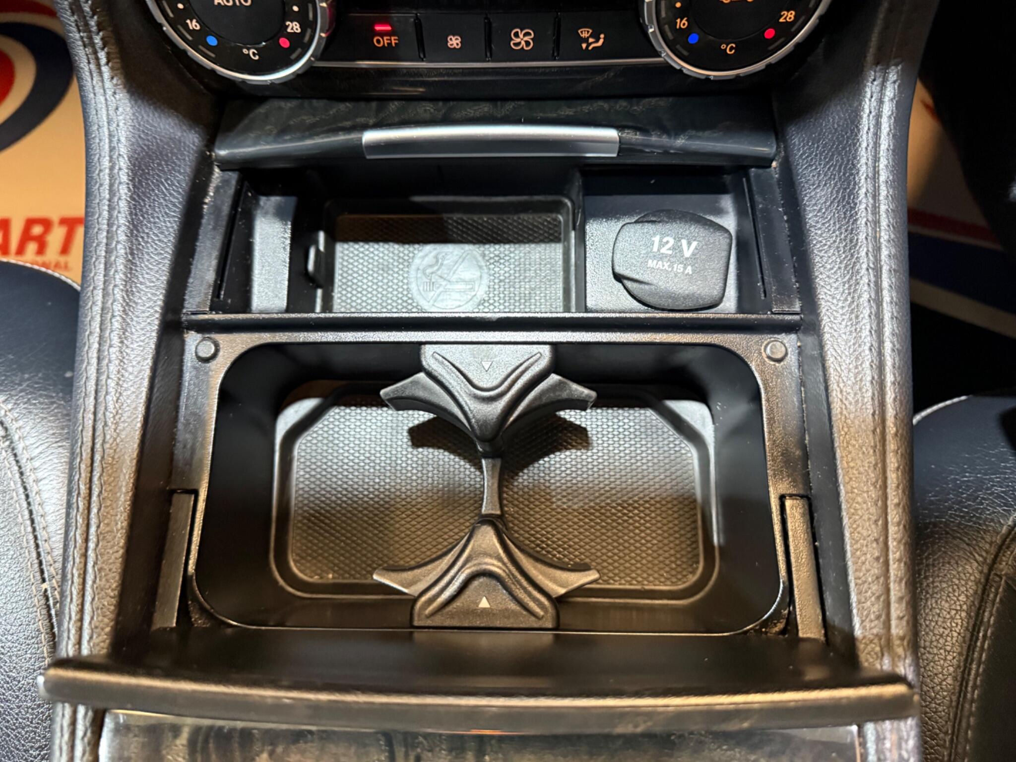 Mercedes-Benz CLS view 13