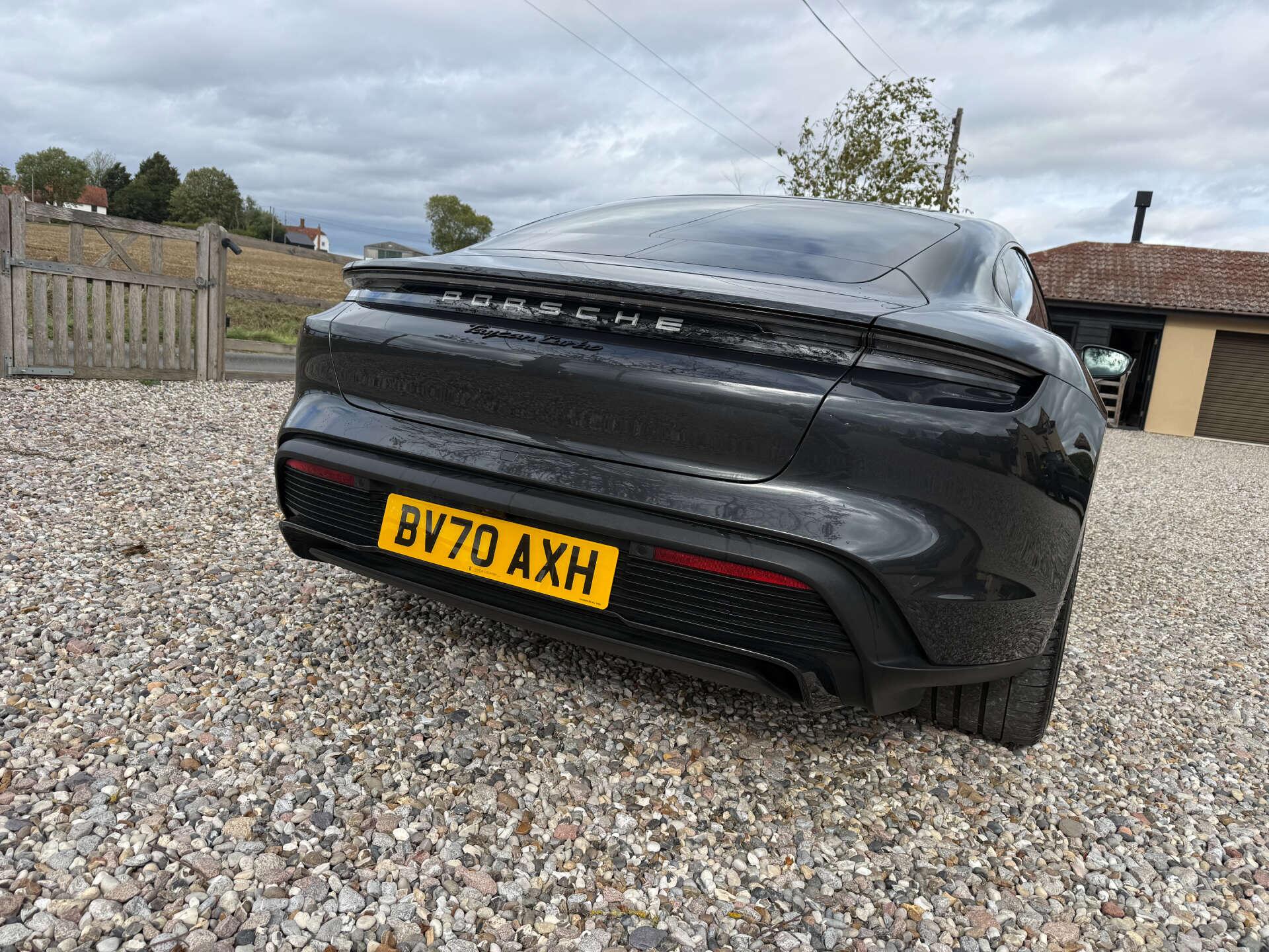Porsche Taycan view 9