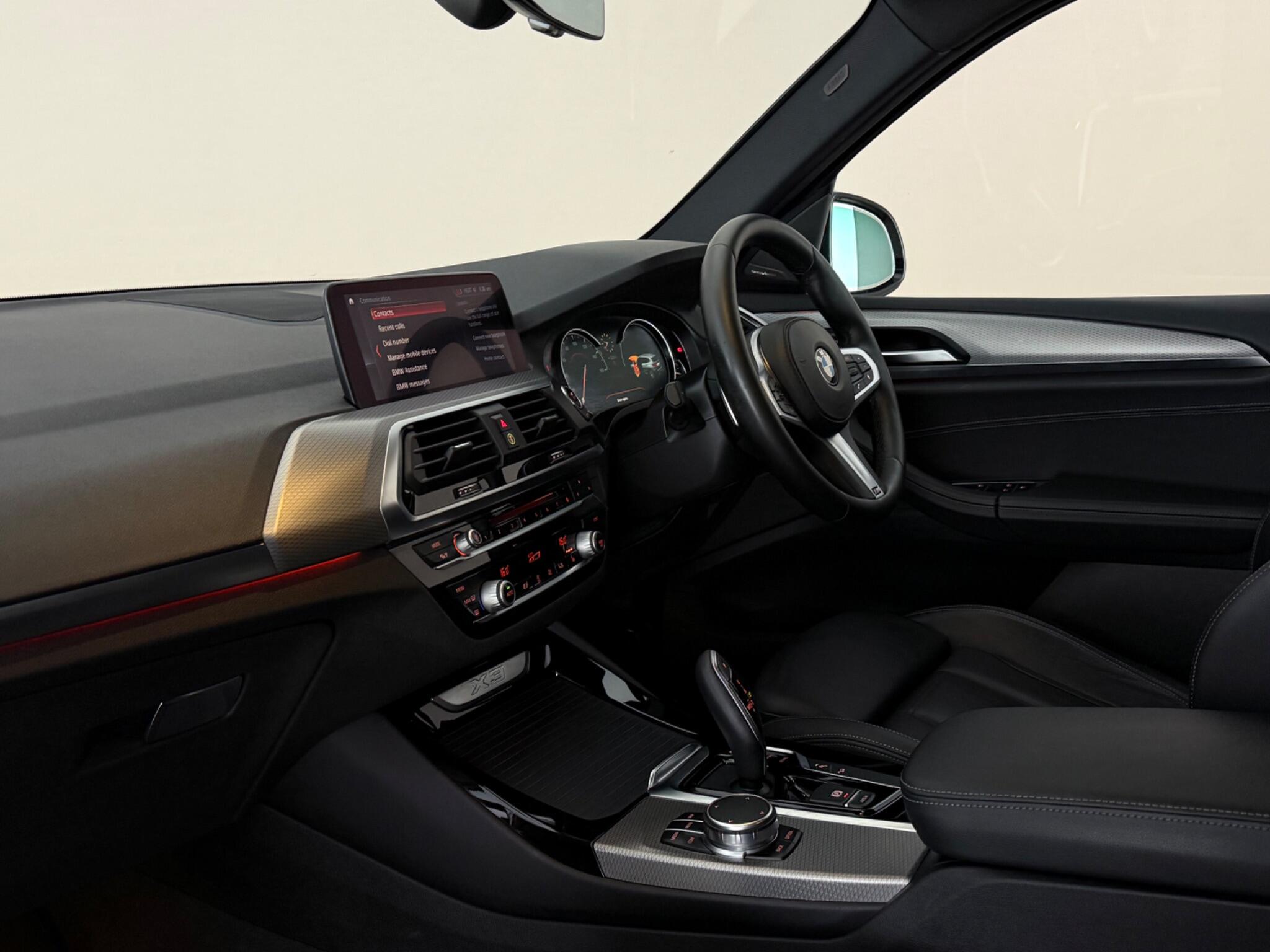 BMW X3 view 4