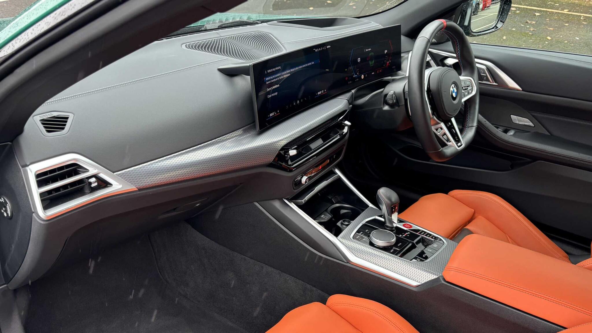 BMW M4 view 9