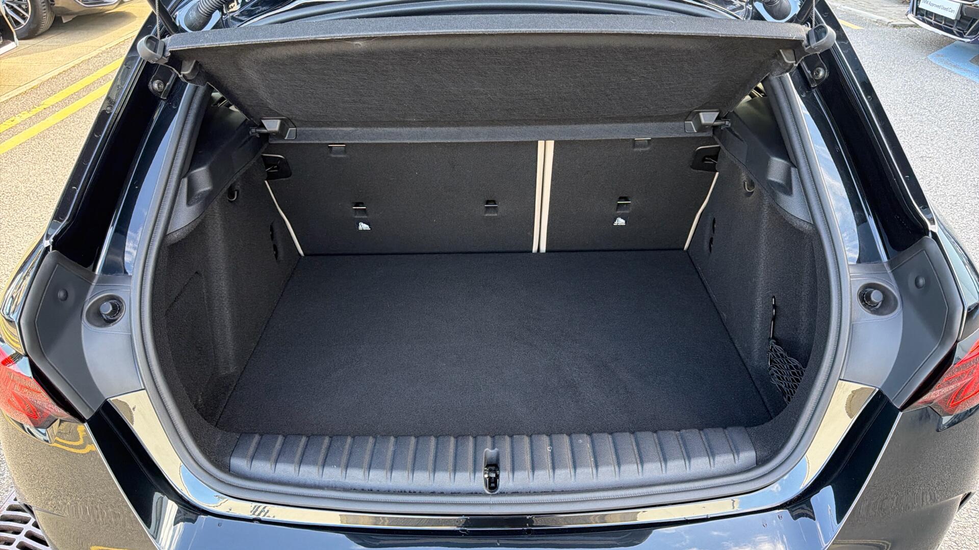 BMW 1 Series view 49