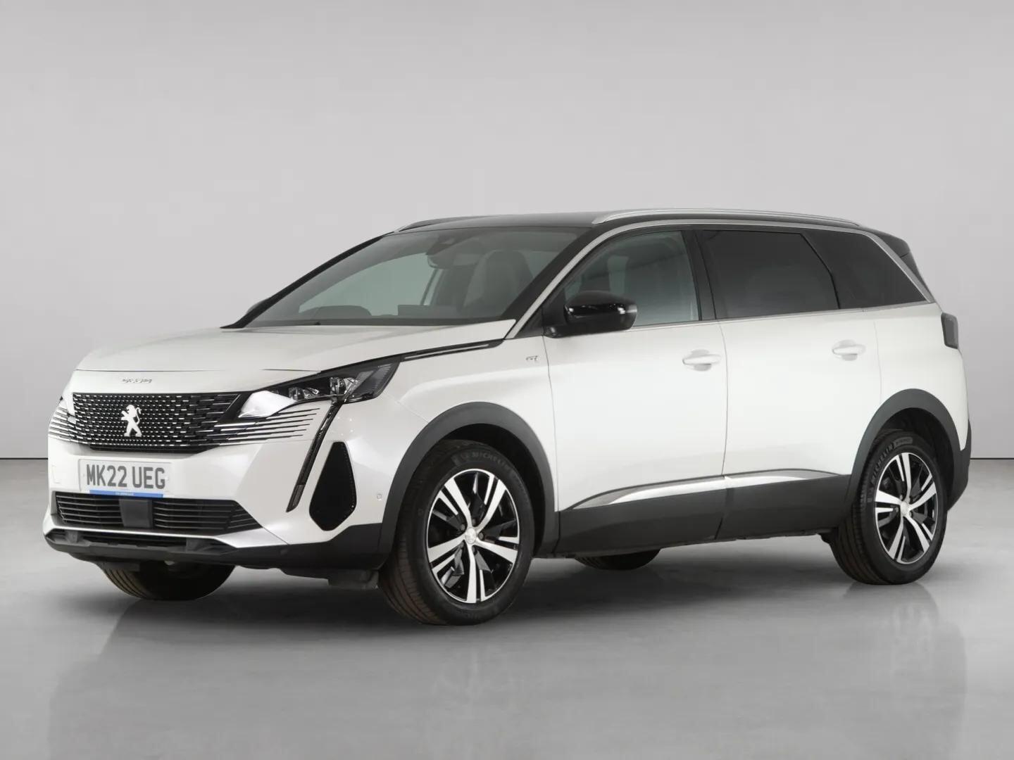 Peugeot 5008 view 2
