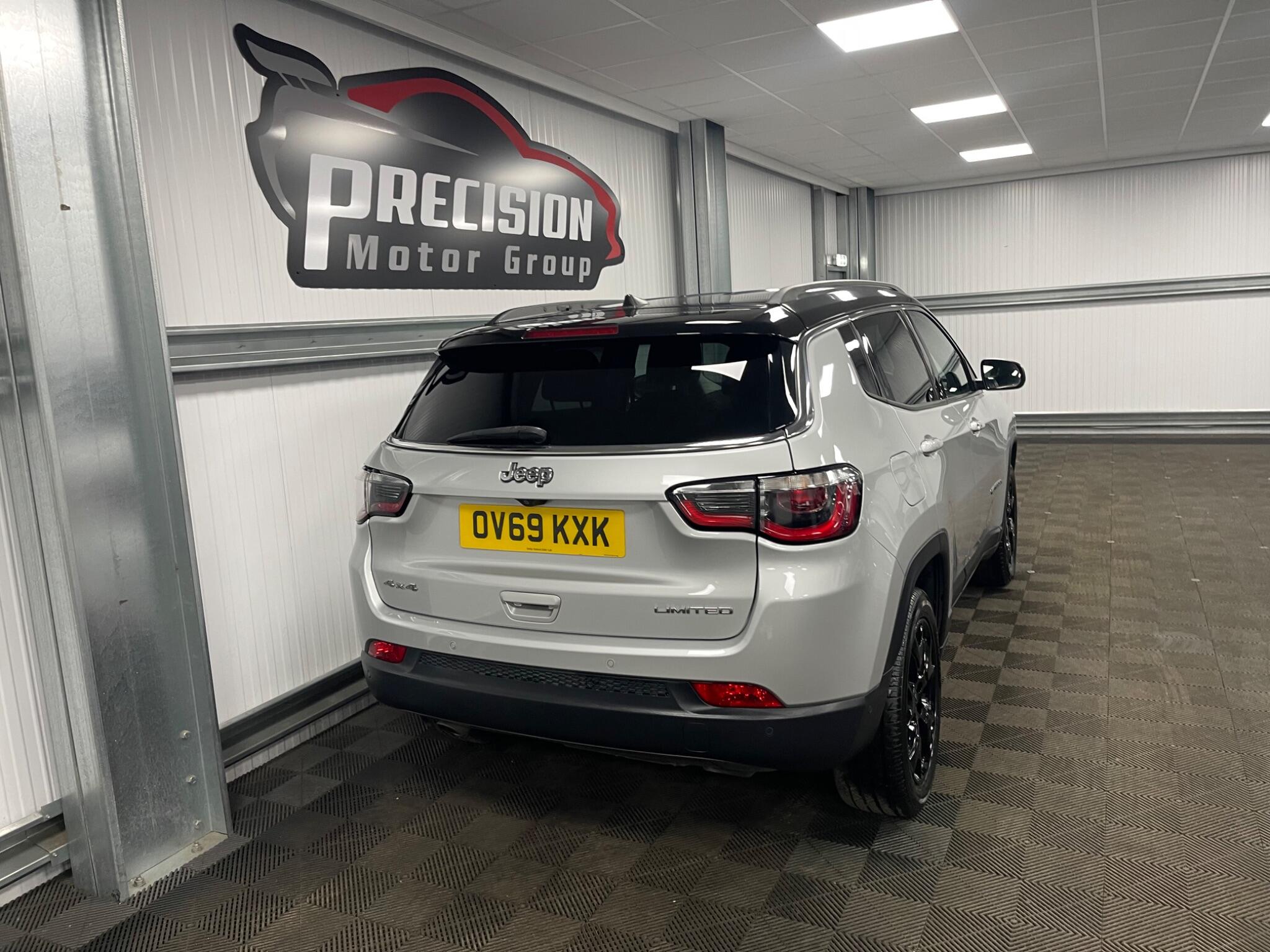 Jeep Compass view 25