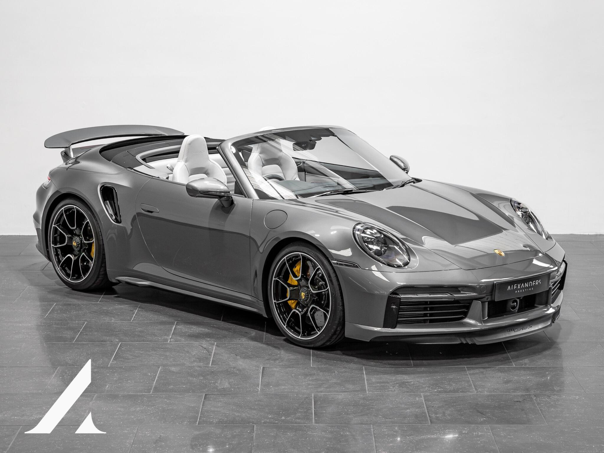 Porsche 911 main image