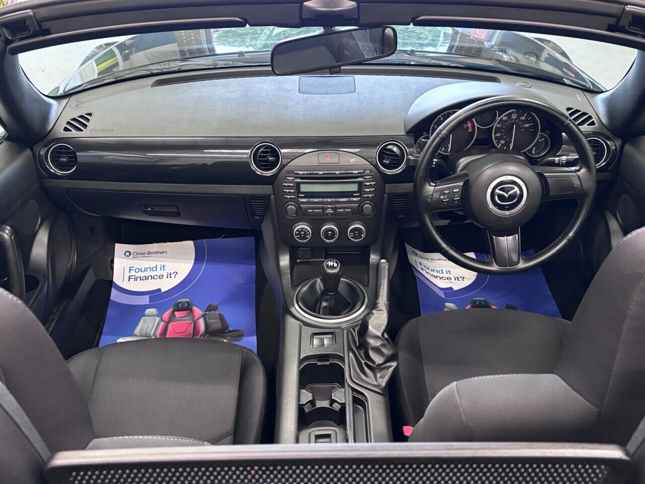 Mazda MX-5 view 18