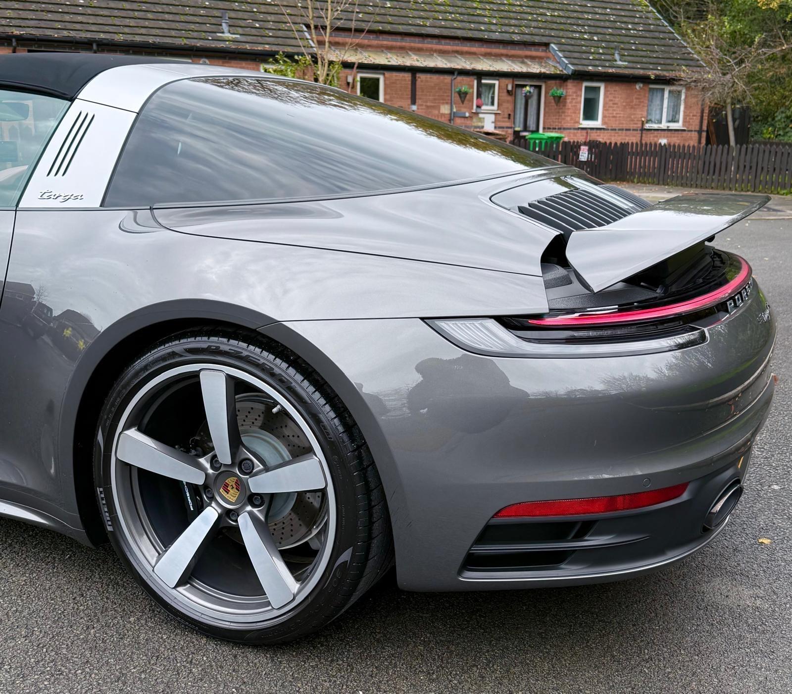 Porsche 911 view 78