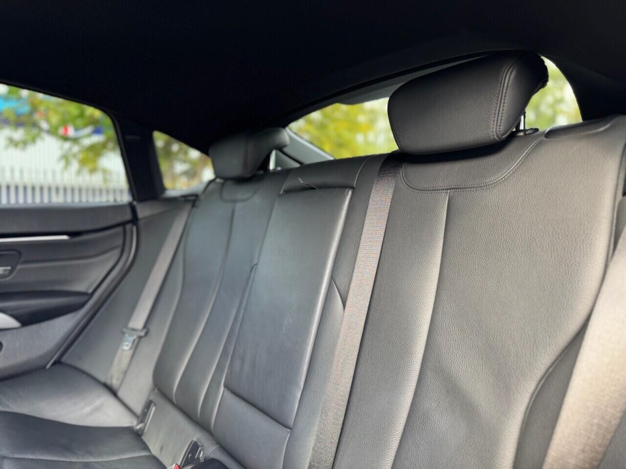 BMW 4 Series view 32