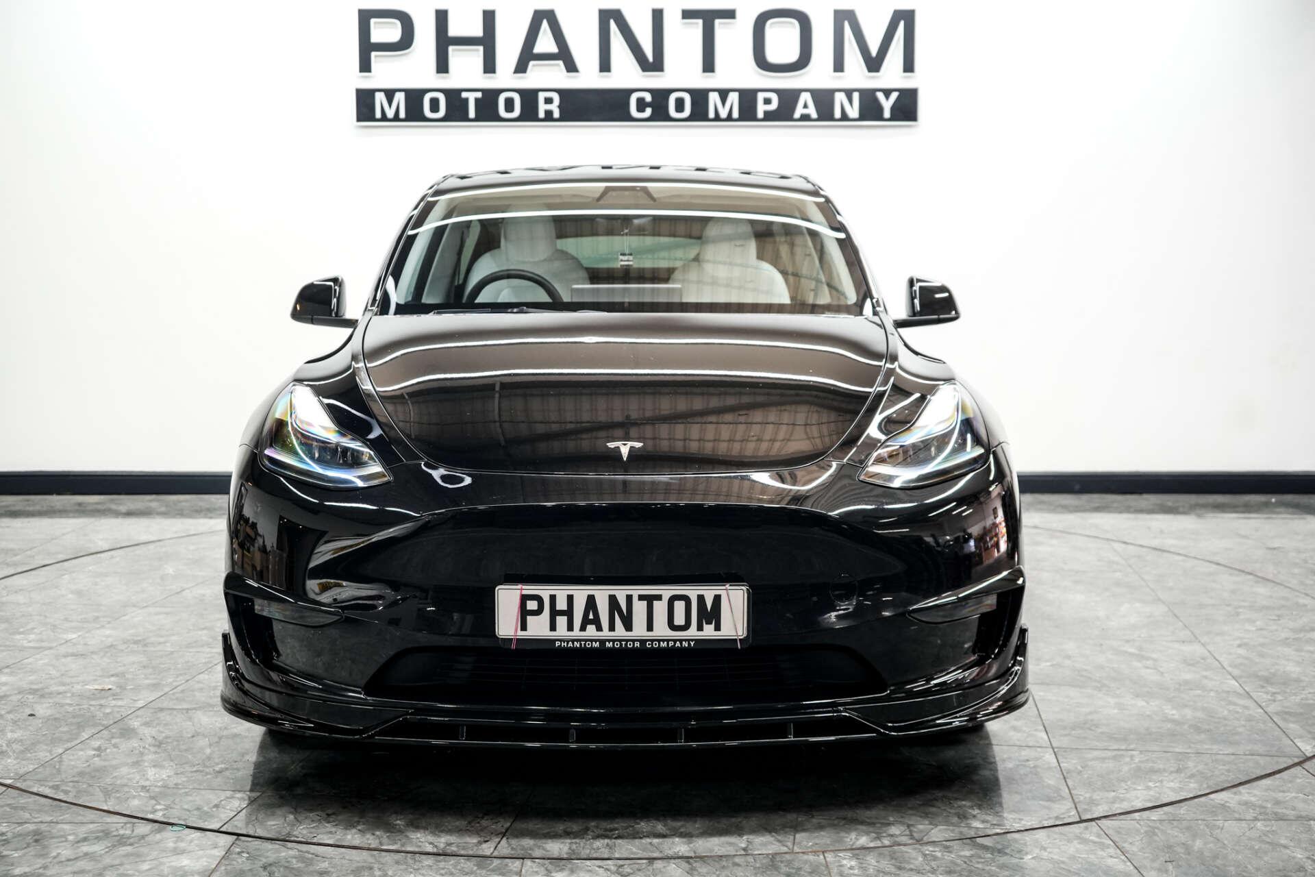 Tesla Model Y view 4