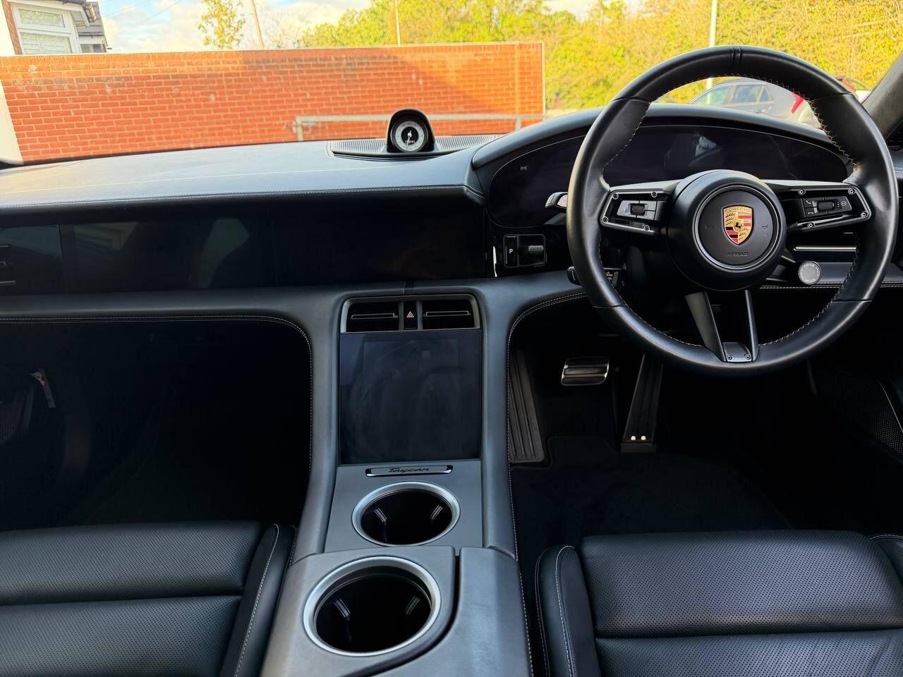 Porsche Taycan view 28
