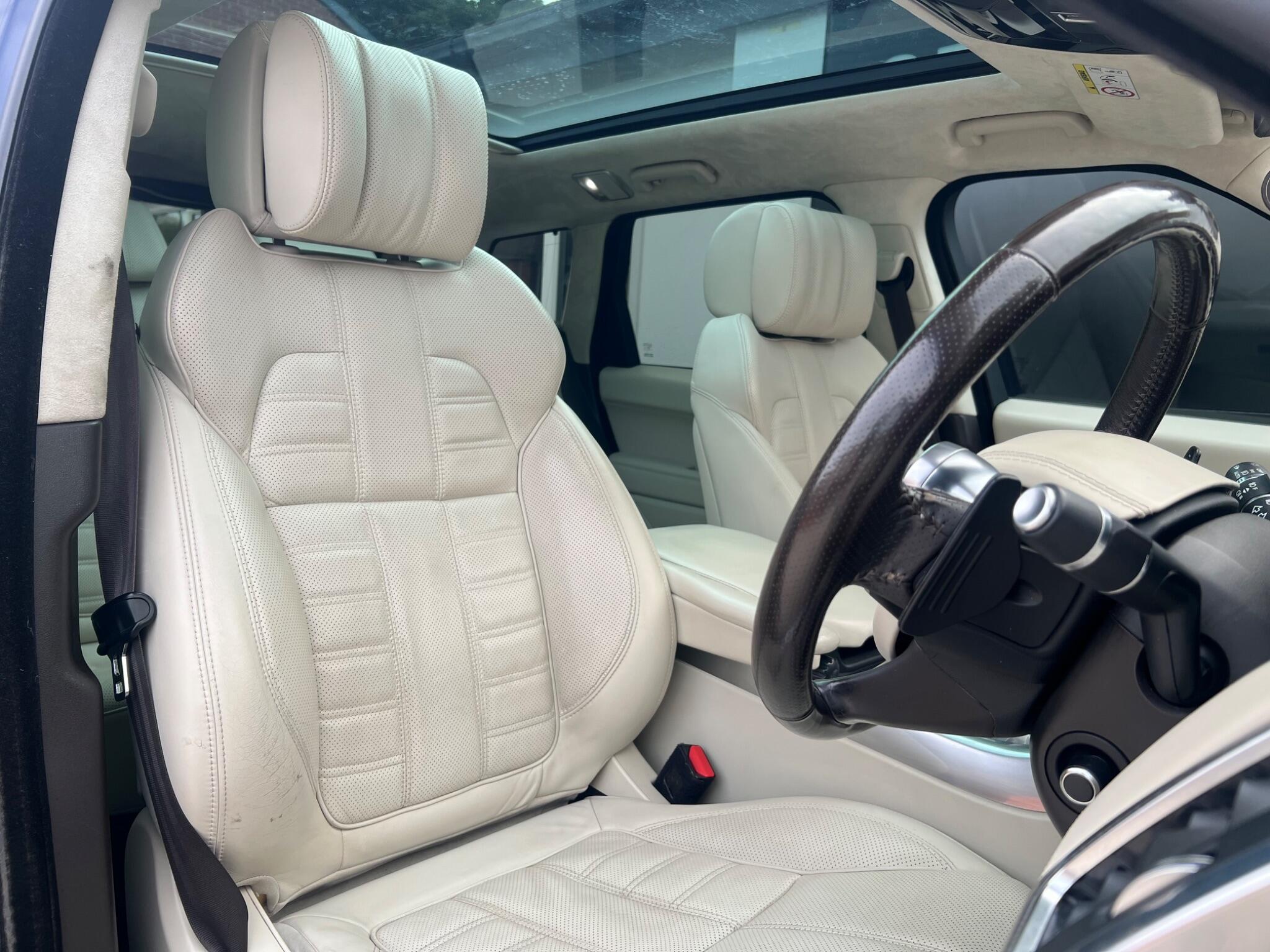 Land Rover Range Rover Sport view 39