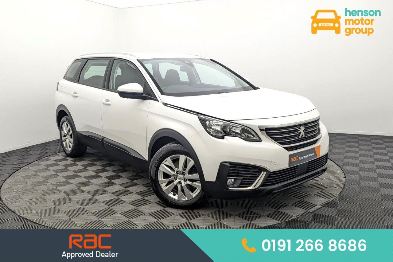 2019 Peugeot 5008 in White for sale